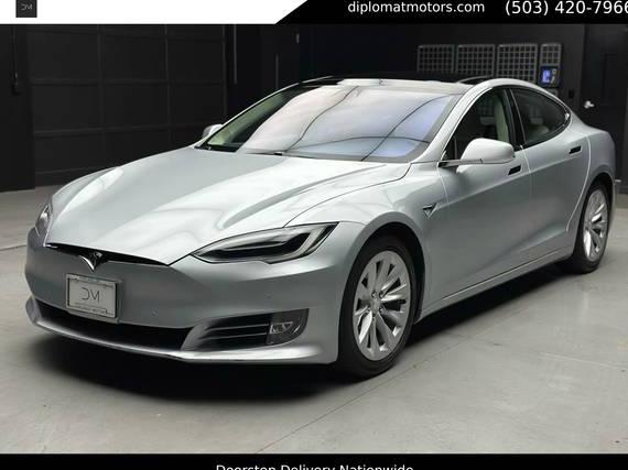 TESLA MODEL S 2017 5YJSA1E28HF218318 image